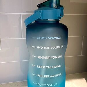 EYQ Water Bottle